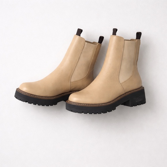 Sam Edelman Shoes - Waterproof moto/Chelsea boots Sam Edelman